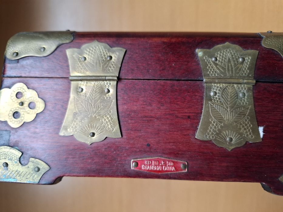 Guarda jóias chinês