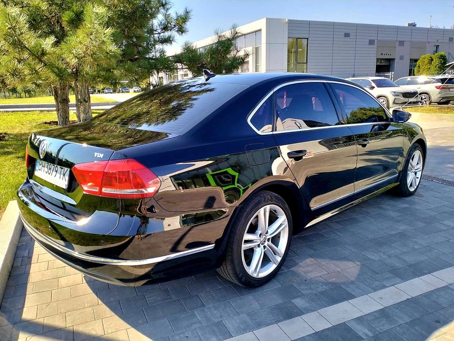 нефарбован  2015 VW PASSAT 2.0tdi АКП Шкіра