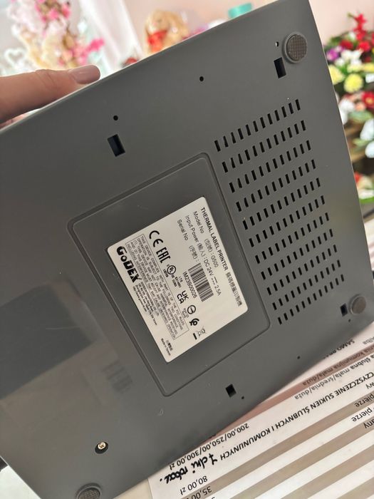 Drukarka do szarf i wtykiem GoDEX g500