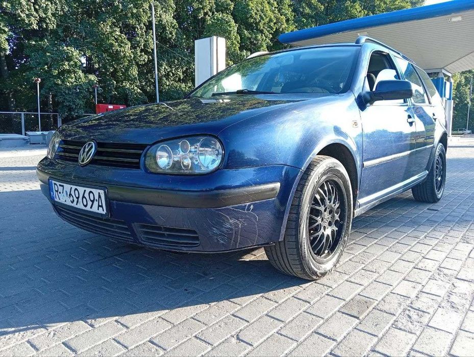 Універсал Volkswagen Golf 4 Edition 1.9 Турбо Дизель