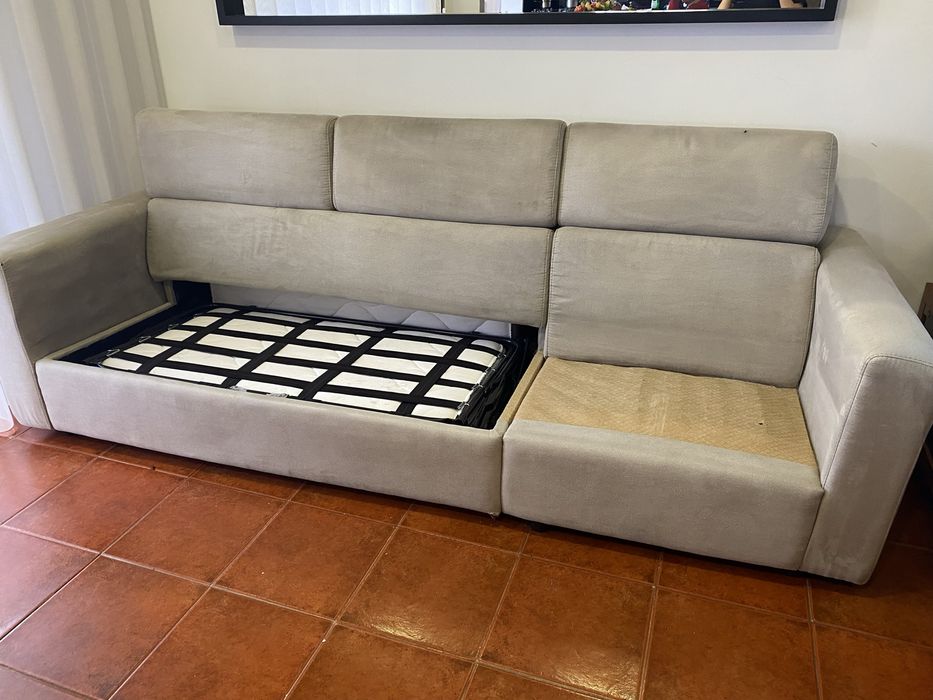 Sofá em microfibra