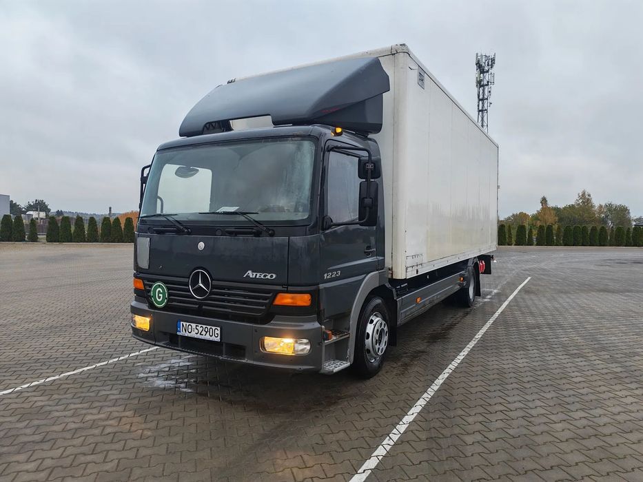 Mercedes-Benz