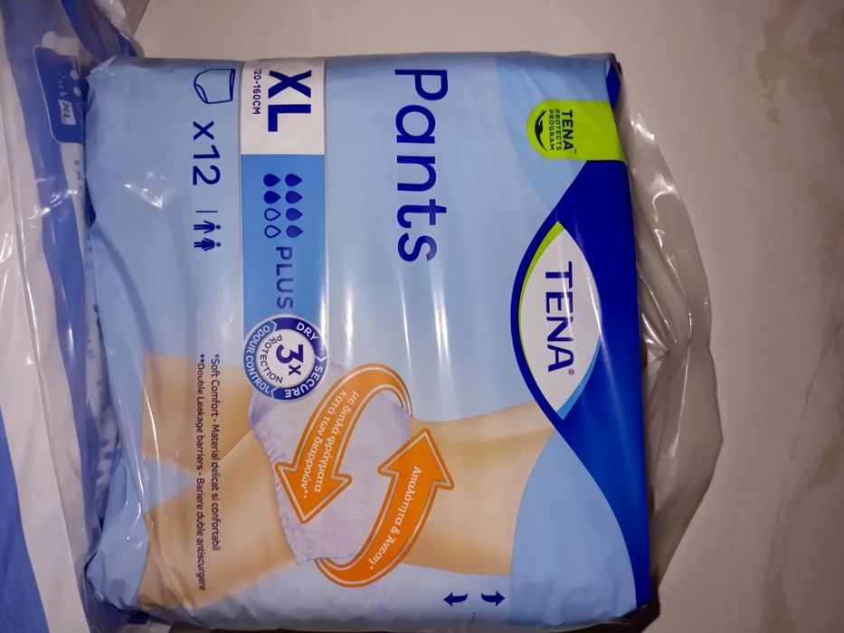 Памперсы, трусики L, XL. Самовивоз Київ.