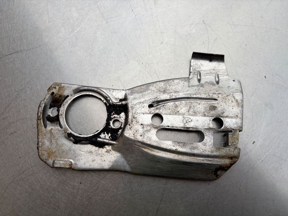 Blaszka osłona prowadnicy Husqvarna 346 XP 346 XPG 351 353 G (894)