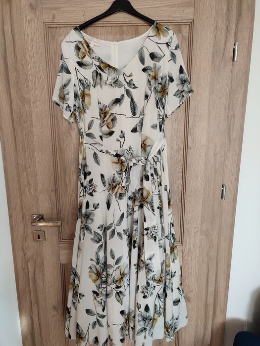 Elegancka sukienka