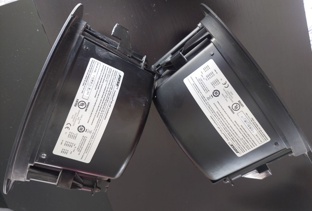 BOSE Speakers with Amplifier64586348077697124