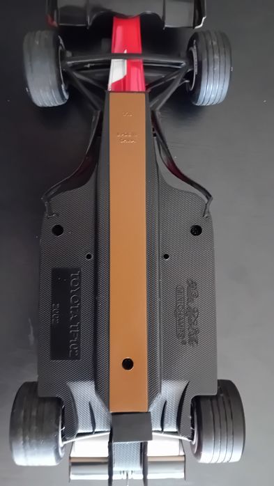 Toyota TF102 Escala 1:18