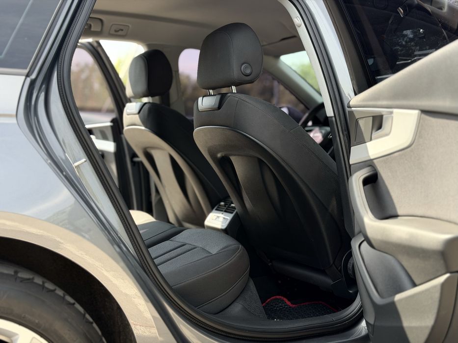 Audi A4 2018 VIN WAUZZZF48JA164133 фото оголошення 9 з 24