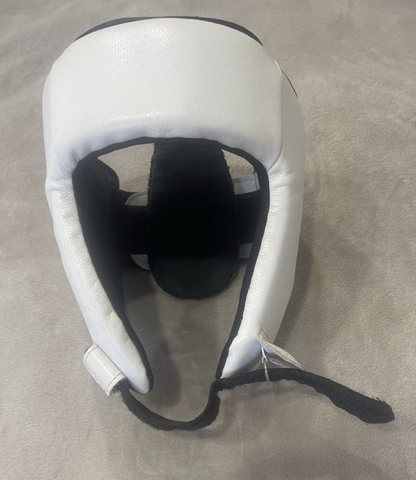 Шолом для карате/бокс