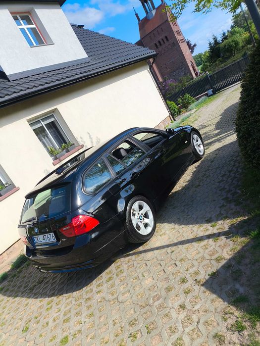 BMW E91 2011 2.0 163 km