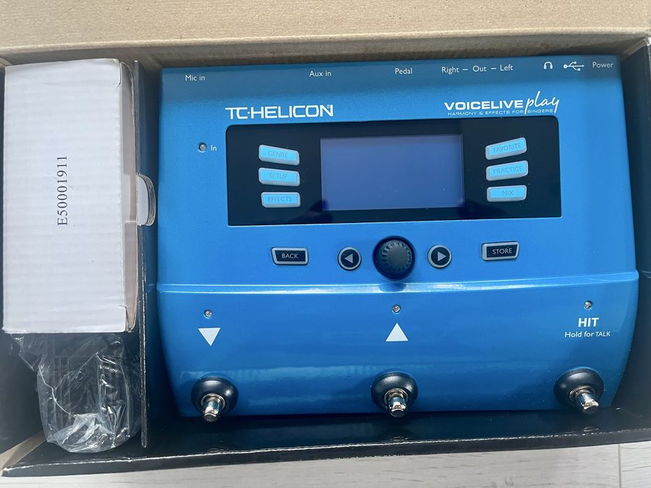 TC HELICON Voicelive Play multiefekt wokalowy + MIKROFON MP75