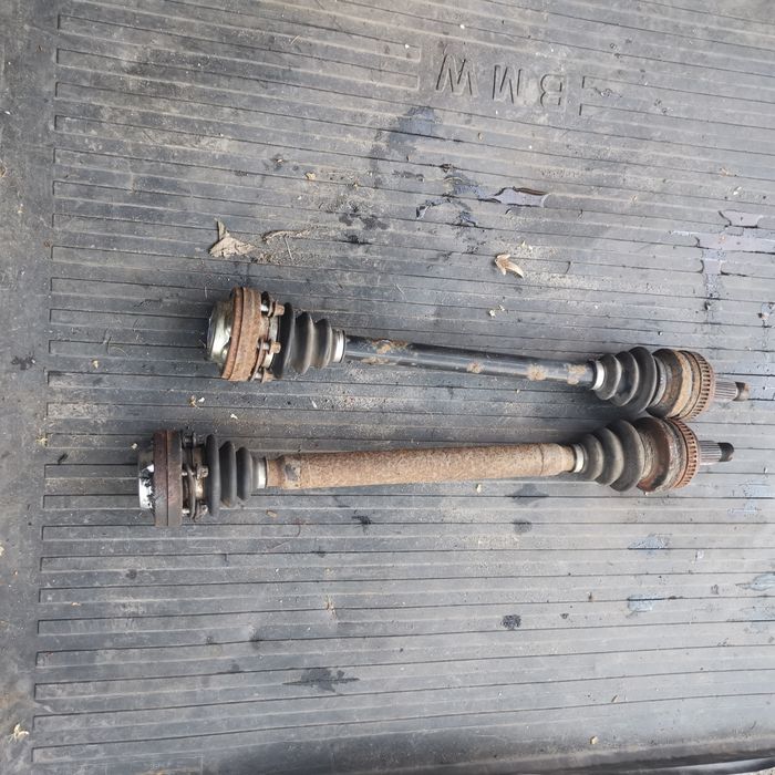 BMW E90 E91 E92 E87 318i 320i 120i 116i półosie mała głowa