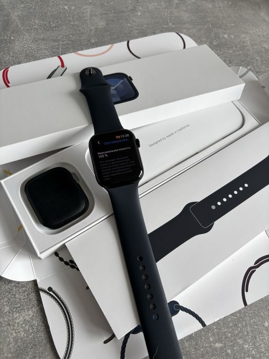 Apple Watch 9 45mm Midnight  Стан нового / 100% акумулятор