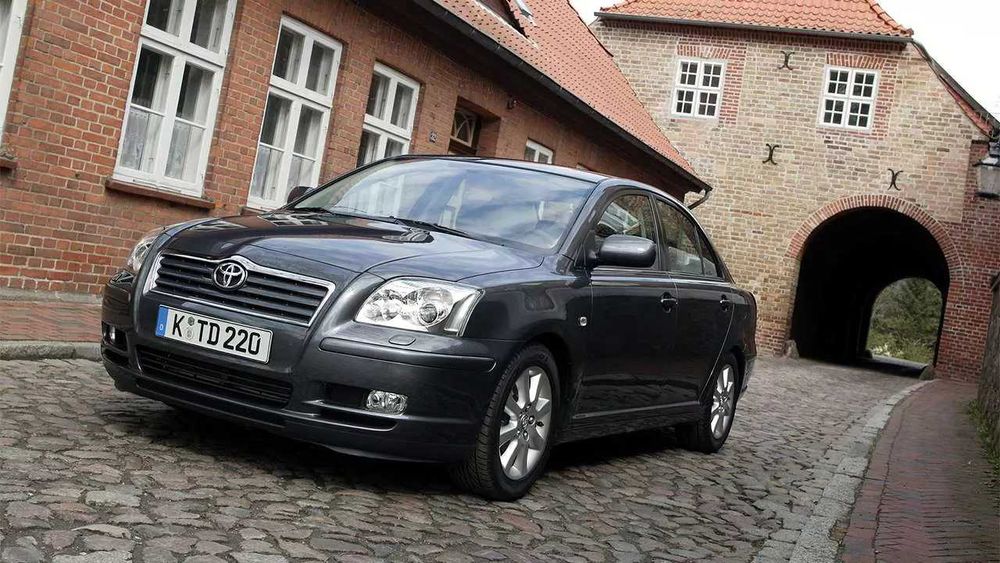 Разборка Toyota Avensis T25 детали шрот 02-08 запчасти авенсис кузов