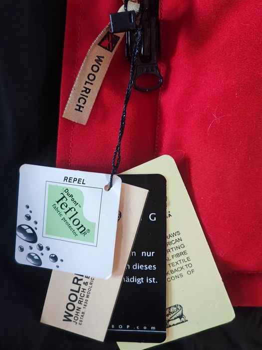 Жіноча зимова парка куртка Woolrich оригінал нова з Німеччини