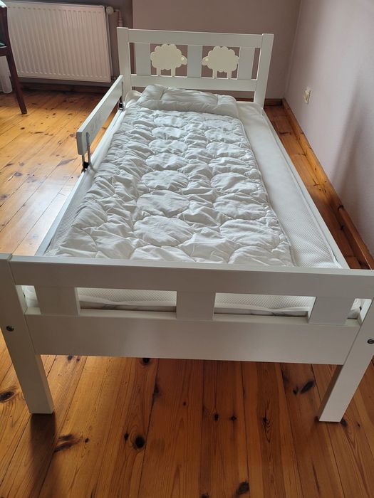 Łóżeczko dziecięce IKEA + materac + szuflady + pościel - stan idealny