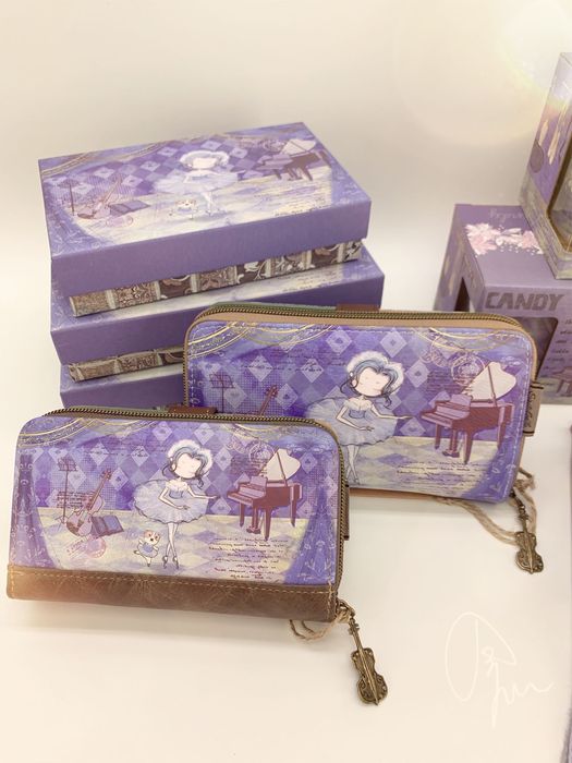 Carteiras bonecas varias cores