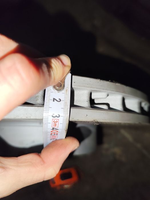 VW Touareg 7L zacisk hamulcowy prawy lewy tył 4 tłoczki nowe tarcze