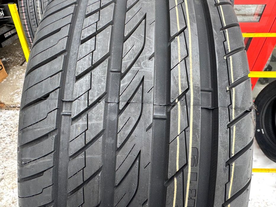 Шини нові літні 245/40 R19 Ovation VI-388 98W  XL