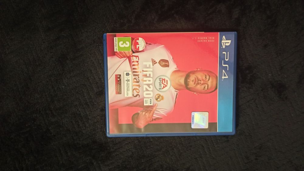 PlayStation 4 pro mało używane CUH-7216B  soft 12.02