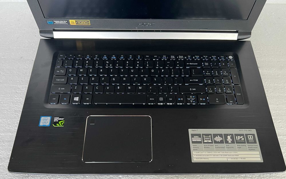 Laptop 17" Acer Aspire 7 i5-7gen 16GB SSD+HDD GTX 1050 Win11