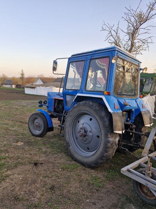 Продам трактор мтз 82