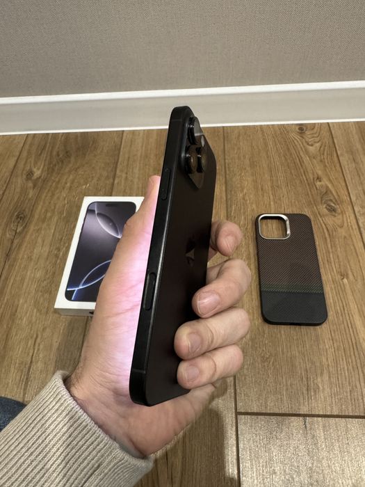 IPhone 16 Pro Max 256gb black titanium