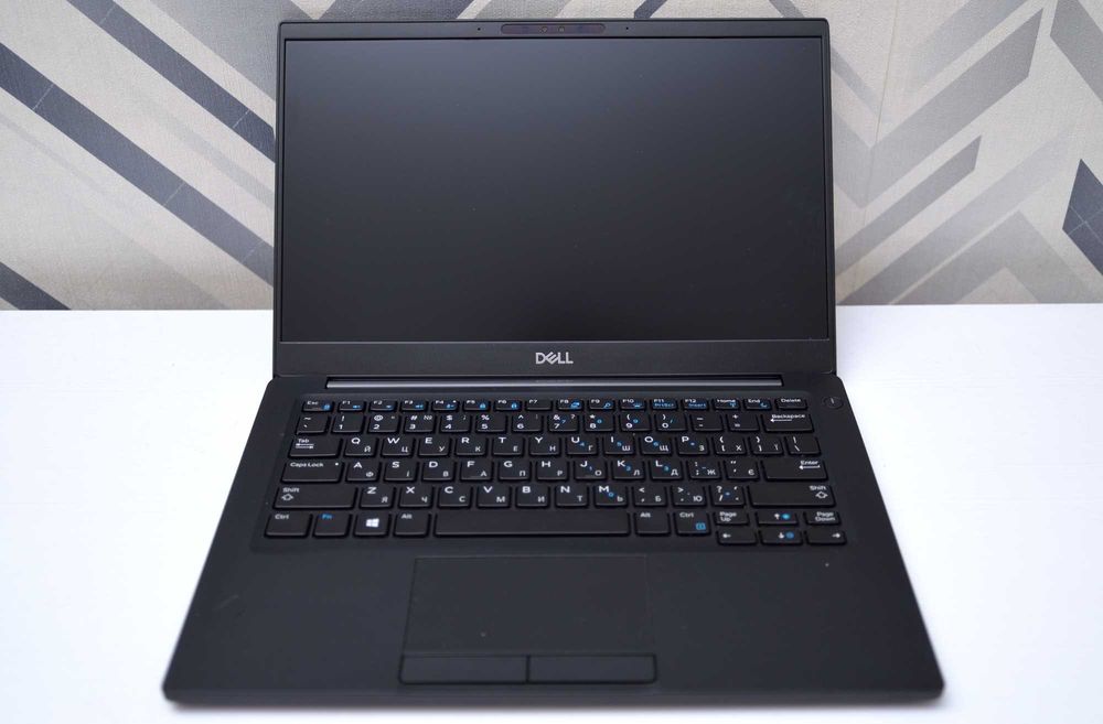 Dell latitude 7390/ i5-8350U/ 8/16 RAM/ 256/512 SSD/ 13.3 FHD/ Ноутюук
