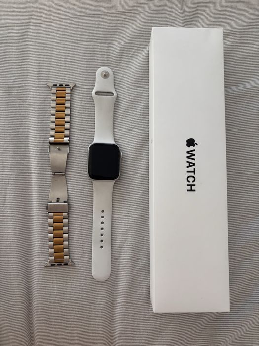 Apple Watch SE 44MM 2nd Gen