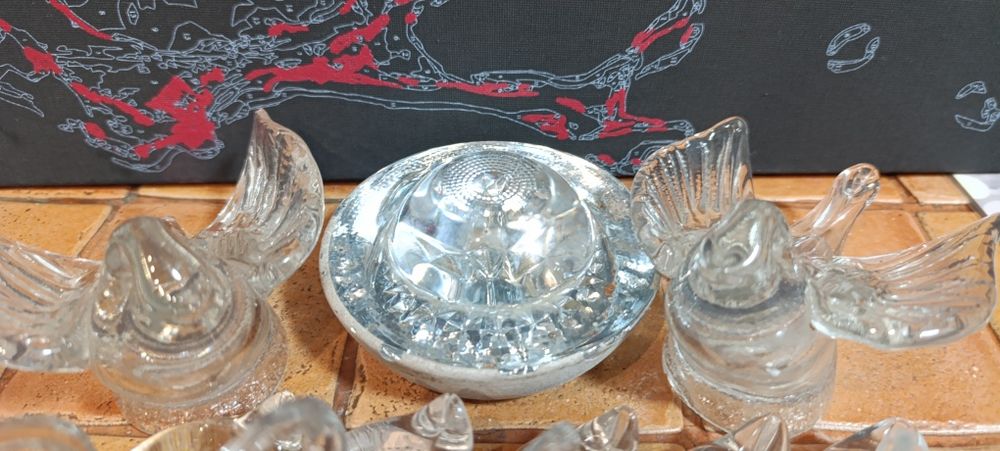 Хрустальные лебеди голуби поднос