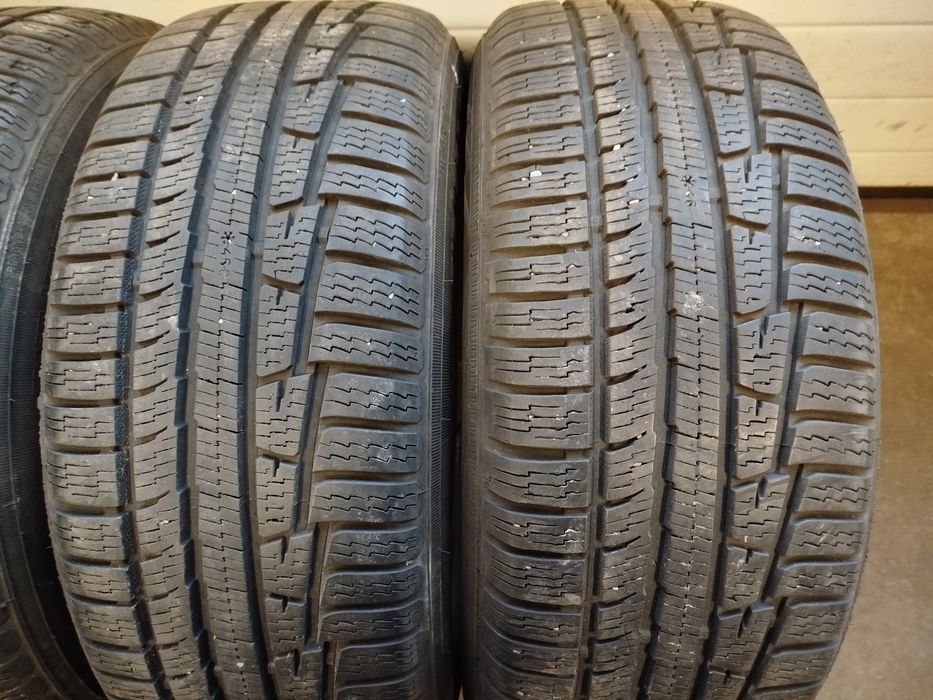 Opony zimowe Nokian 215/55R17
