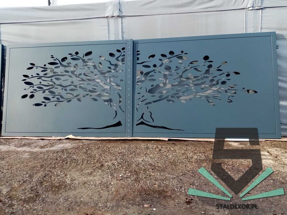 Brama dwuskrzydłowa 4x1,5m wycinana laserowo, CNC,  panelowa.