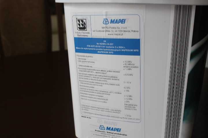 Folia płynna Mapegum WPS MAPEI, Kulki styropianowe EPS