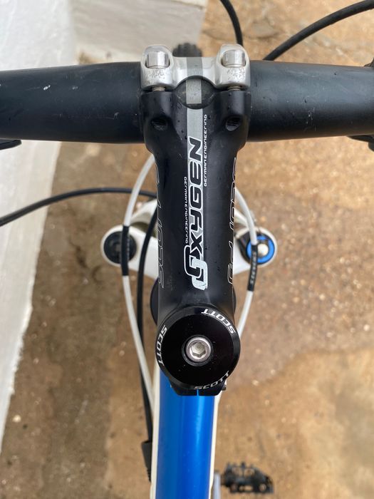Bicicleta Stevens em carbono