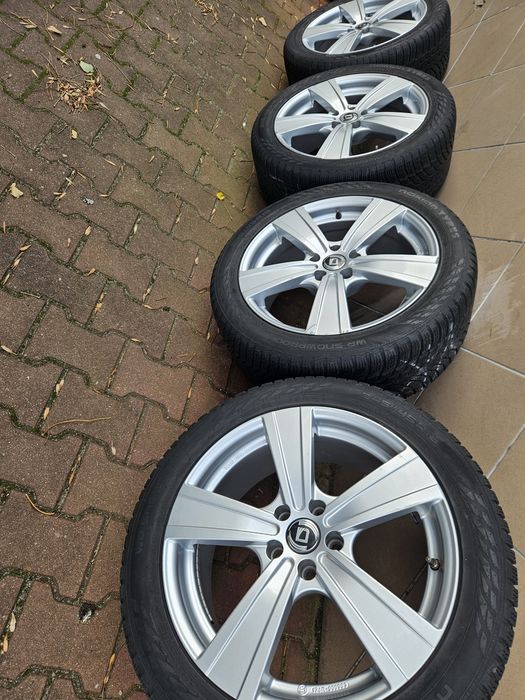 Felgi Koła 18" Volvo V90 Ford 5x108 ET42 + 245.45.18 Nokian