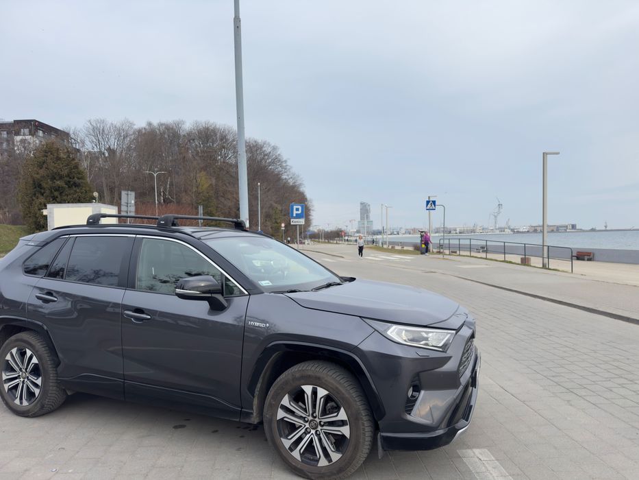 Opony i felgi TOYOTA RAV4