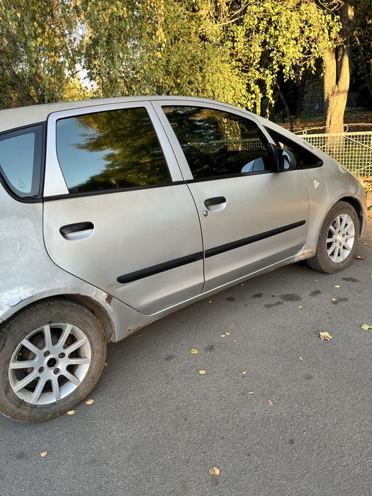 Mitsubishi colt 2006