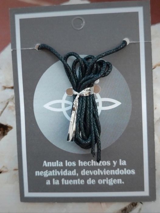 Colar Amuleto, Nó de bruxa