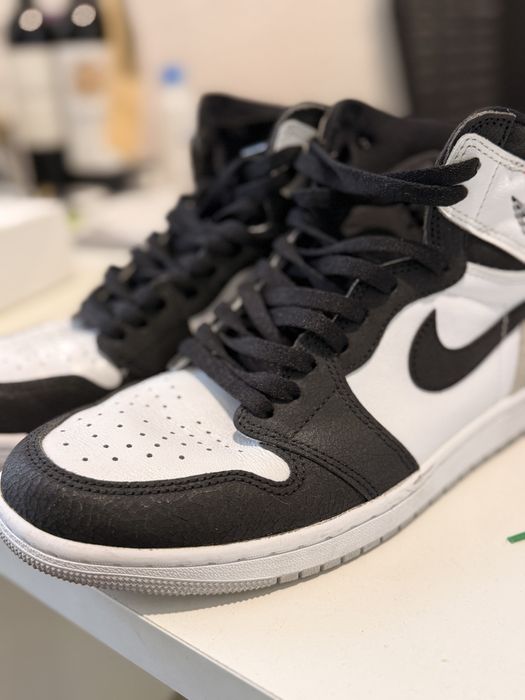 Air Jordan 1 High OG "Bleached Coral"