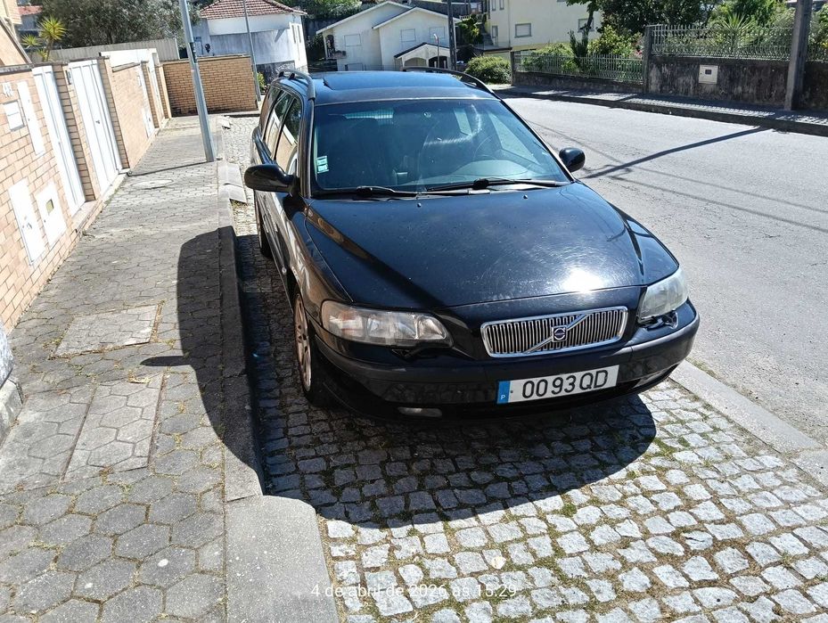 Volvo V70 T5