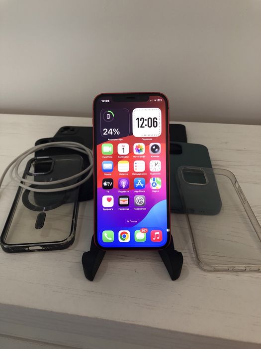 iPhone 12 128gb Red, Neverlock, 6 чохлів в подарунок