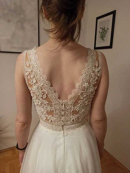 Suknia ślubna biała/ecru + welon