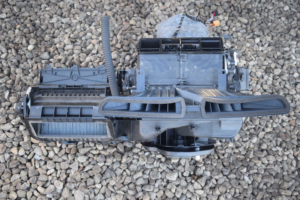 nagrzewnica dmuchawa SKODA OCTAVIA III 15R.europa.5Q1.820005AK