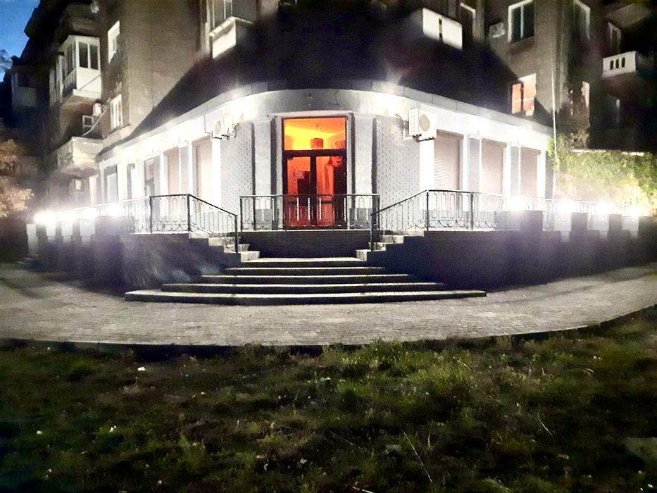 Продажа помещения, 176 м.кв, терасса, фасад, мебель, ремонт, Соцгород.