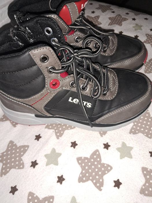 Черевики для хлопчика LEVI'S 32р.