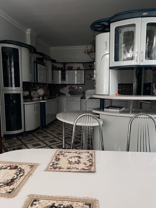 Продається будинок, район ресторану "Фаберже"