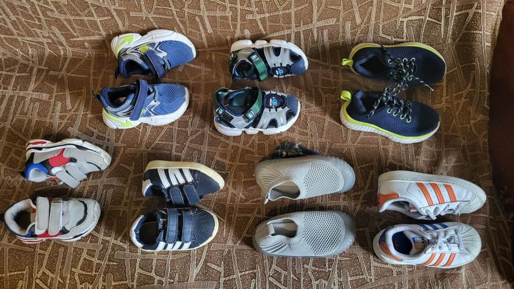 Продамо дитяче взуття на устілку 16 -18 см