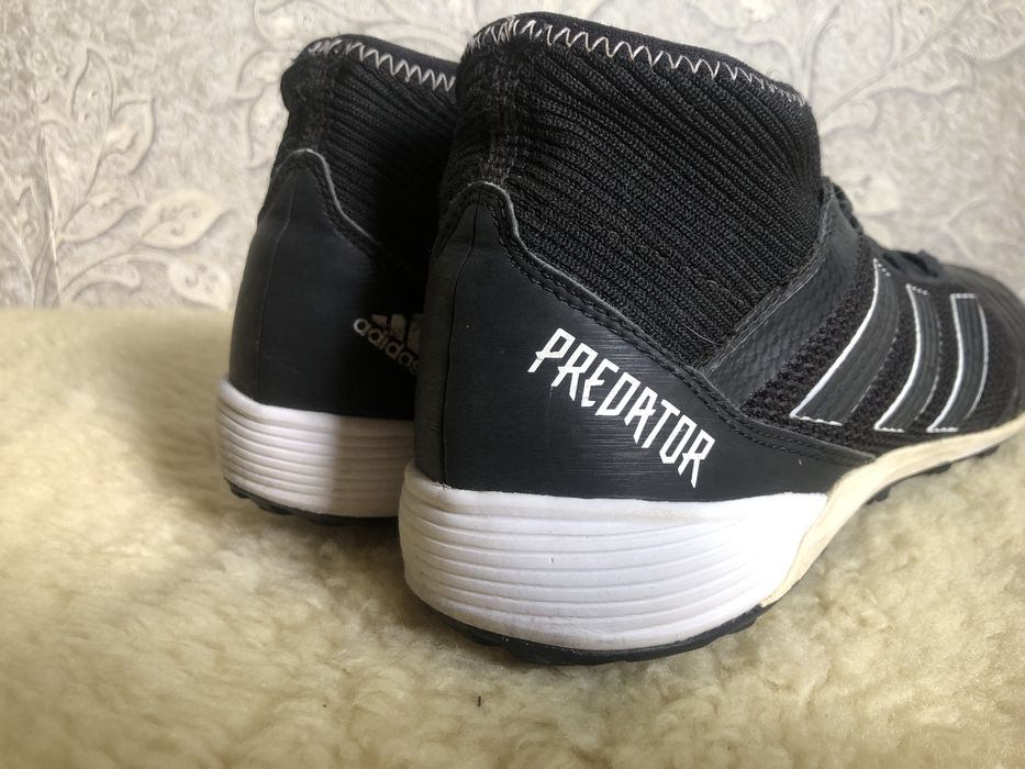Оригінал! Сороконожки, футзалки Adidas Predator 42 41,5 41 26,5 26