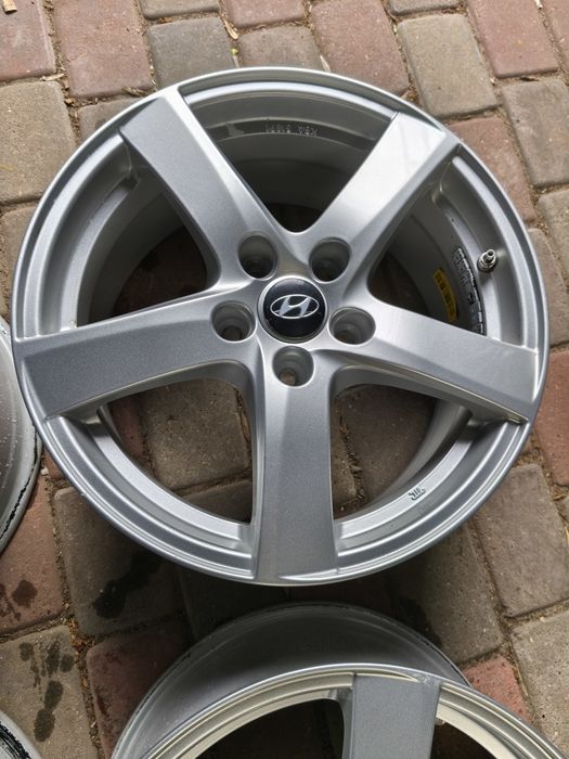 Felgi aluminiowe 17 Hyundai i30 i20 ix20 ix35 Tucson IONIQ SantaFe Sonata Elantra - 5x114.3