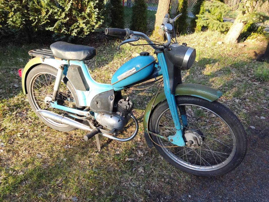 Motorower KOMAR 3 -JEŹDZI